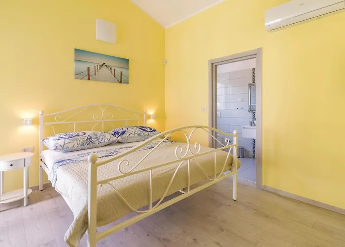 Beautiful In With Kitchen 펜션