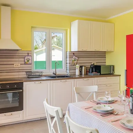 度假居 Beautiful In With Kitchen
